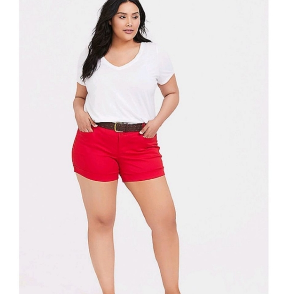 Torrid NWOT Red Cuffed Sateen Shorts, size 12 - Picture 3 of 13